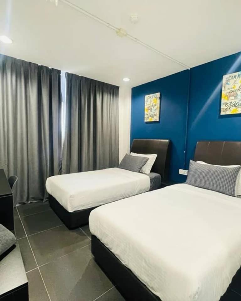 Halo Rooms Hotel Wakaf Bharu Buitenkant foto